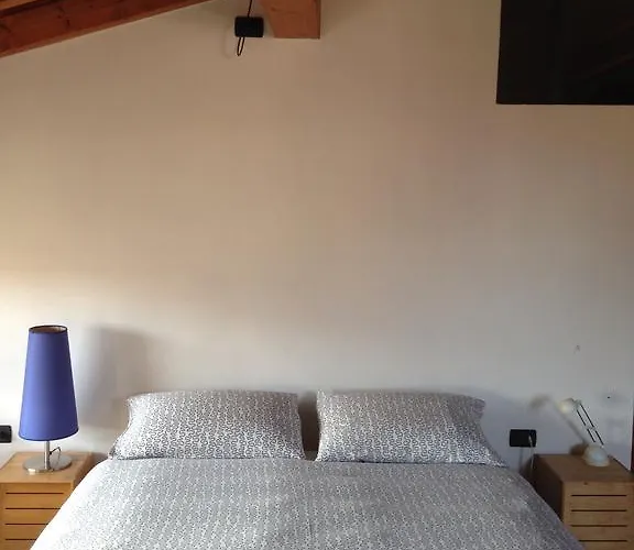 La Corte Del Noce *
